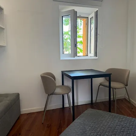 Alfama Small * Lissabon