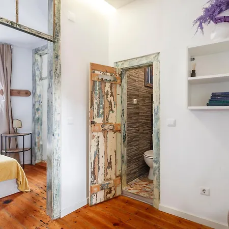 Alfama Small Apartment Lisbon